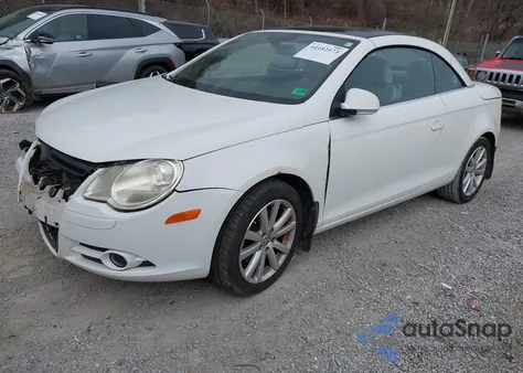 2007 Volkswagen Eos 2.0T Luxury z USA, uszkodzony, nr VIN WVWFA71F77V045405